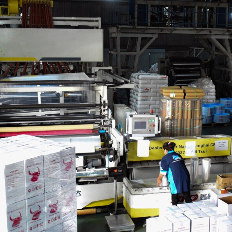 Màng co quấn máy