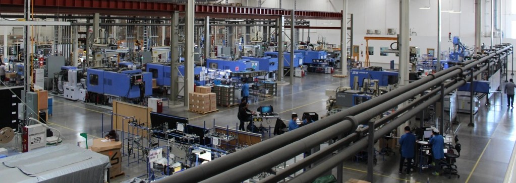 Truong Phuoc Plastic Plastic Factory - Nhựa